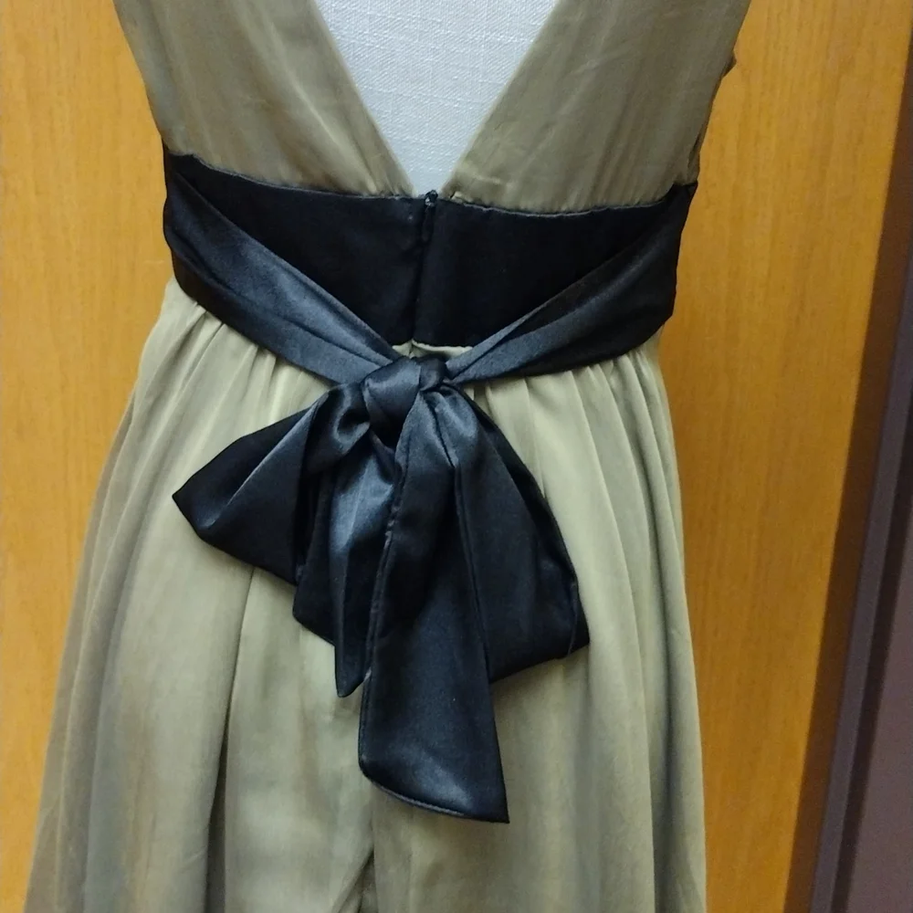 Olive 🫒 Chiffon Dress w/Black Sash SZ M Ladies - Picture 8 of 13